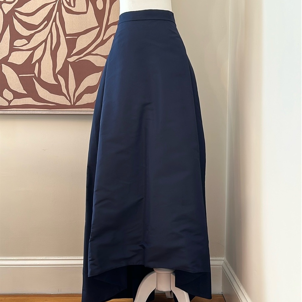 Carolina Herrera High Low Ball Skirt Navy - Picture 2 of 9